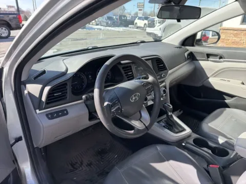 More photos of 2019 Hyundai Elantra SEL at Jerry Hunt Supercenter - Lexington, NC