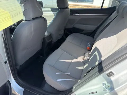 More photos of 2019 Hyundai Elantra SEL at Jerry Hunt Supercenter - Lexington, NC