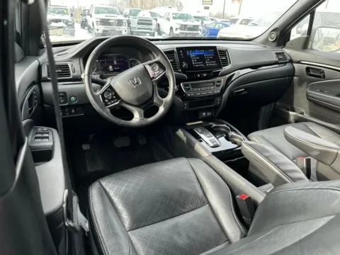 More photos of 2023 Honda Passport Elite at Jerry Hunt Supercenter - Lexington, NC