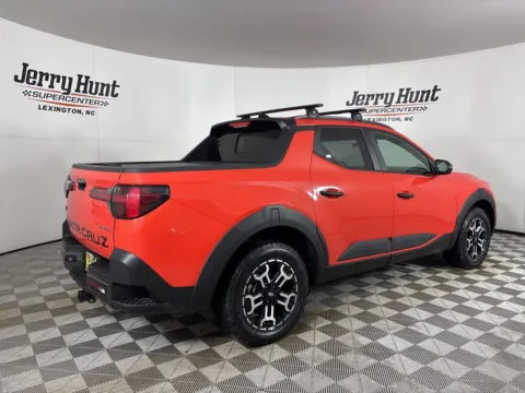 More photos of 2025 Hyundai Santa Cruz XRT at Jerry Hunt Supercenter - Lexington, NC