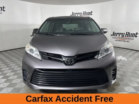 More photos of 2020 Toyota Sienna L at Jerry Hunt Supercenter - Lexington, NC