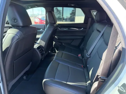 More photos of 2021 Cadillac XT5 Premium Luxury at Jerry Hunt Supercenter - Lexington, NC