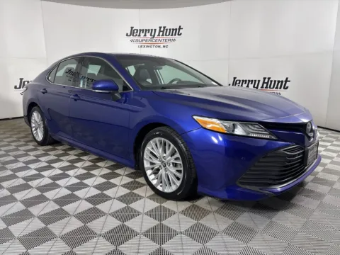 More photos of 2018 Toyota Camry XLE at Jerry Hunt Supercenter - Lexington, NC