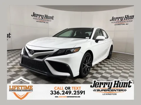 White 2024 Toyota Camry SE for sale in Lexington, NC