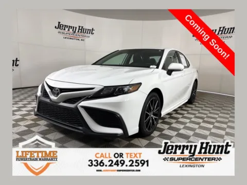 White 2024 Toyota Camry SE for sale in Lexington, NC
