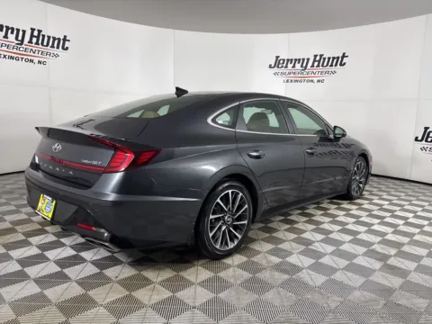 More photos of 2021 Hyundai Sonata Limited at Jerry Hunt Supercenter - Lexington, NC