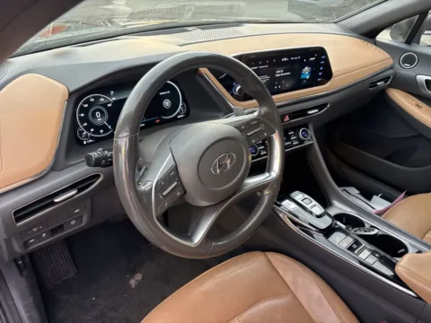 More photos of 2021 Hyundai Sonata Limited at Jerry Hunt Supercenter - Lexington, NC