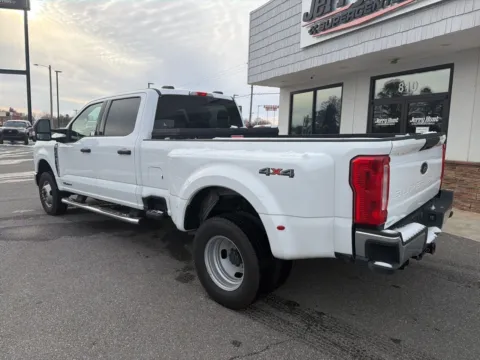 More photos of 2023 Ford F-350SD XLT at Jerry Hunt Supercenter - Lexington, NC