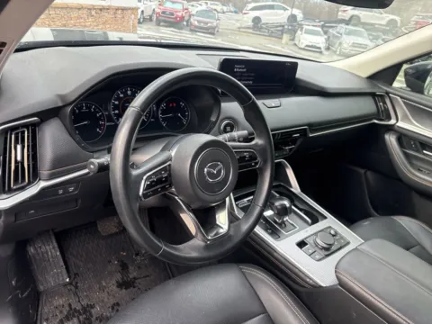 More photos of 2024 Mazda CX-90 3.3 Turbo Preferred Plus at Jerry Hunt Supercenter - Lexington, NC
