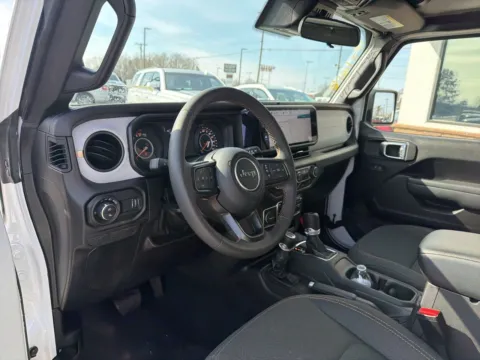 More photos of 2025 Jeep Gladiator Sport S at Jerry Hunt Supercenter - Lexington, NC