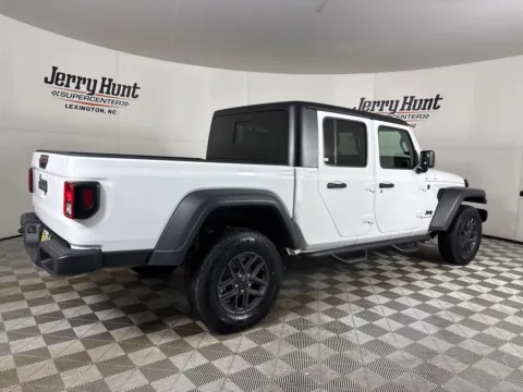 More photos of 2025 Jeep Gladiator Sport S at Jerry Hunt Supercenter - Lexington, NC