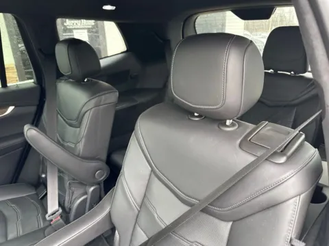 More photos of 2022 Cadillac XT6 Premium Luxury at Jerry Hunt Supercenter - Lexington, NC