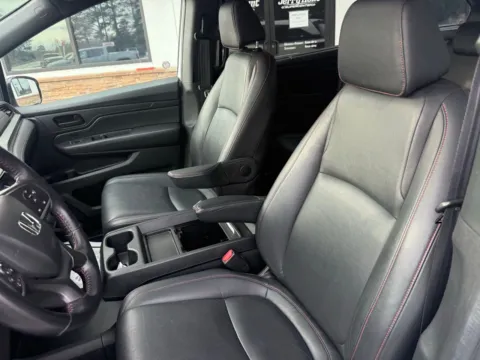 Another view of 2024 Honda Odyssey Sport for sale in Lexington, NC at Jerry Hunt Supercenter - Lexington