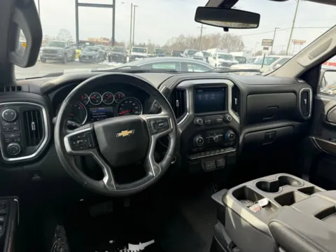 More photos of 2019 Chevrolet Silverado 1500 LT at Jerry Hunt Supercenter - Lexington, NC