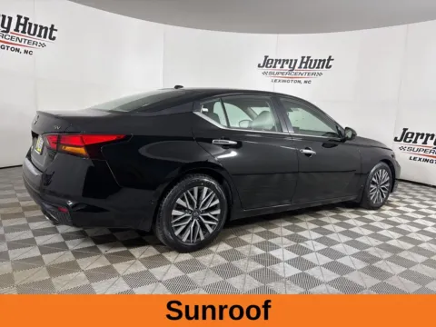 More photos of 2023 Nissan Altima 2.5 SV at Jerry Hunt Supercenter - Lexington, NC