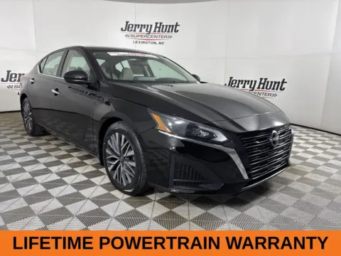 More photos of 2023 Nissan Altima 2.5 SV at Jerry Hunt Supercenter - Lexington, NC