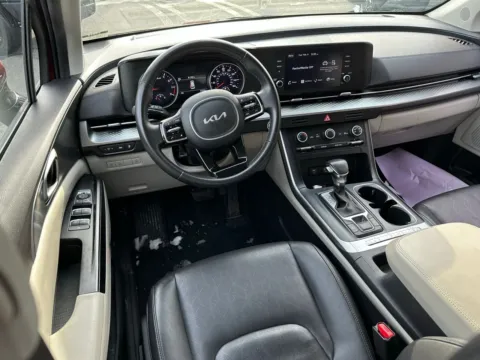 More photos of 2024 Kia Carnival LX at Jerry Hunt Supercenter - Lexington, NC