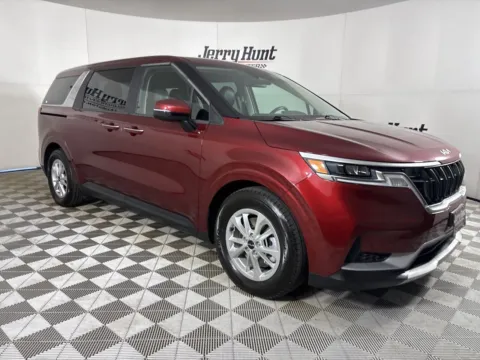 More photos of 2024 Kia Carnival LX at Jerry Hunt Supercenter - Lexington, NC