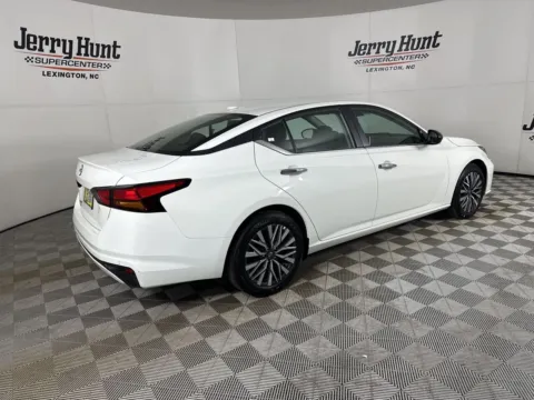 More photos of 2025 Nissan Altima 2.5 SV at Jerry Hunt Supercenter - Lexington, NC