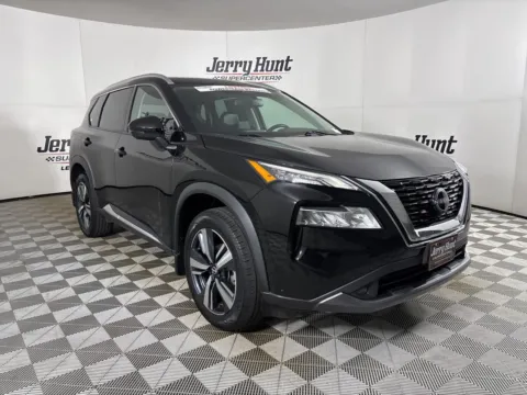 More photos of 2022 Nissan Rogue SL at Jerry Hunt Supercenter - Lexington, NC