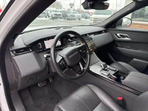 More photos of 2025 Land Rover Range Rover Velar Dynamic SE at Jerry Hunt Supercenter - Lexington, NC