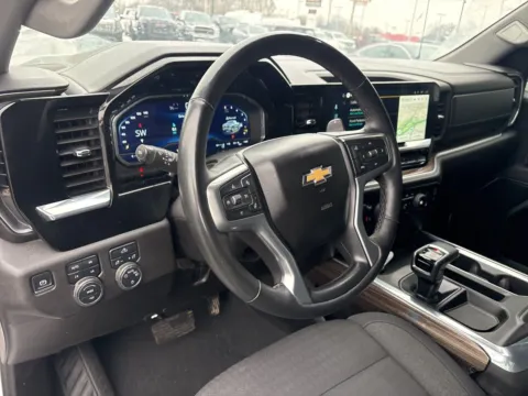 More photos of 2025 Chevrolet Silverado 1500 LT at Jerry Hunt Supercenter - Lexington, NC