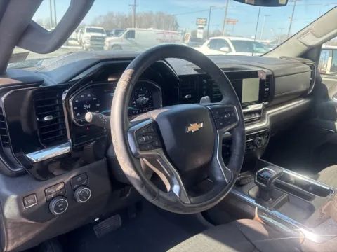 More photos of 2024 Chevrolet Silverado 1500 LT at Jerry Hunt Supercenter - Lexington, NC