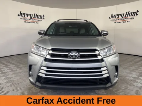 More photos of 2019 Toyota Highlander XLE at Jerry Hunt Supercenter - Lexington, NC