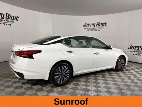 More photos of 2023 Nissan Altima 2.5 SV at Jerry Hunt Supercenter - Lexington, NC