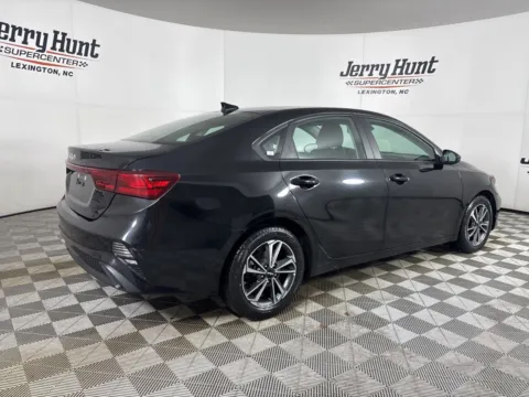 More photos of 2023 Kia Forte LXS at Jerry Hunt Supercenter - Lexington, NC
