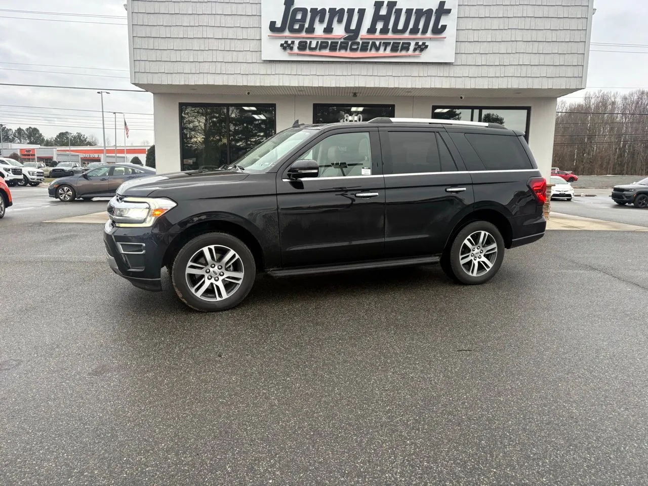 Black 2024 Ford Expedition Limited for sale in Lexington, NC
