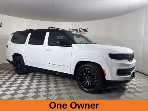 More photos of 2024 Jeep Grand Wagoneer L Series II at Jerry Hunt Supercenter - Lexington, NC