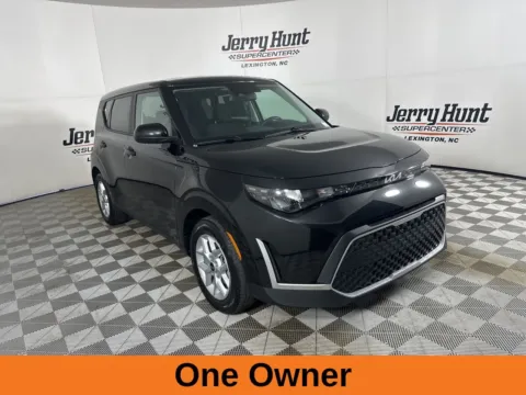 More photos of 2025 Kia Soul LX at Jerry Hunt Supercenter - Lexington, NC