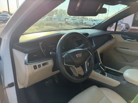 More photos of 2019 Cadillac XT5 at Jerry Hunt Supercenter - Lexington, NC