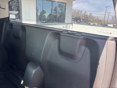 More photos of 2022 Chevrolet Colorado LT at Jerry Hunt Supercenter - Lexington, NC