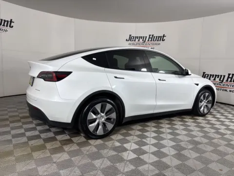 More photos of 2023 Tesla Model Y Long Range at Jerry Hunt Supercenter - Lexington, NC