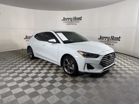 More photos of 2019 Hyundai Veloster 2.0 at Jerry Hunt Supercenter - Lexington, NC