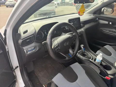 More photos of 2019 Hyundai Veloster 2.0 at Jerry Hunt Supercenter - Lexington, NC