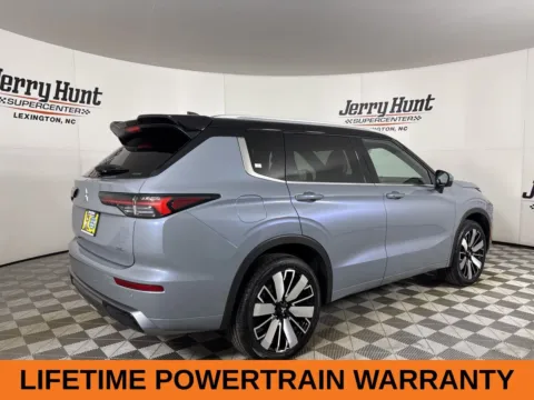 More photos of 2025 Mitsubishi Outlander SEL at Jerry Hunt Supercenter - Lexington, NC