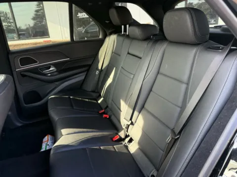 More photos of 2025 Mercedes-Benz GLE 350 at Jerry Hunt Supercenter - Lexington, NC