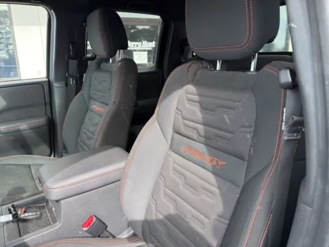 More photos of 2024 Nissan Frontier PRO-4X at Jerry Hunt Supercenter - Lexington, NC