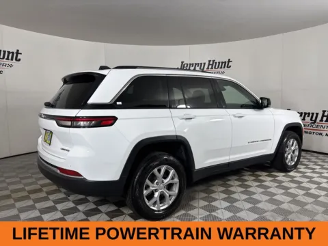 More photos of 2023 Jeep Grand Cherokee Limited at Jerry Hunt Supercenter - Lexington, NC