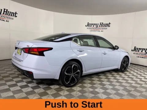 More photos of 2023 Nissan Altima 2.5 SR at Jerry Hunt Supercenter - Lexington, NC