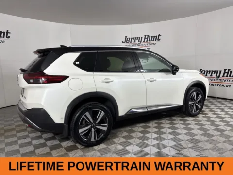 More photos of 2023 Nissan Rogue SL at Jerry Hunt Supercenter - Lexington, NC