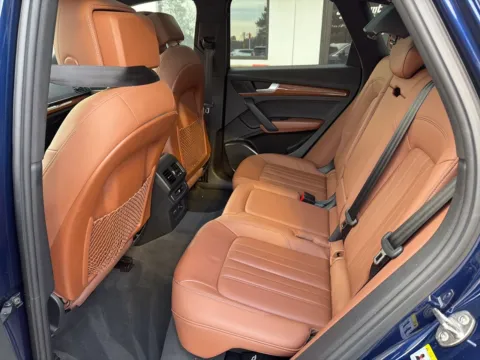 More photos of 2022 Audi Q5 45 S line Premium at Jerry Hunt Supercenter - Lexington, NC