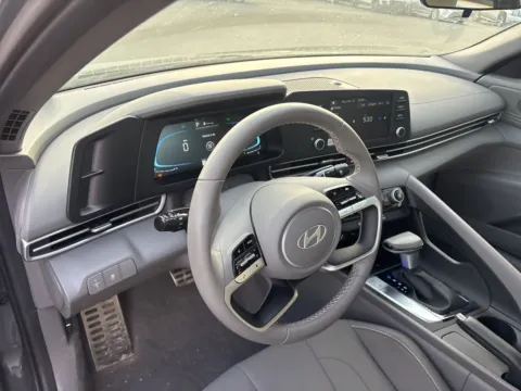 More photos of 2025 Hyundai Elantra SEL Sport at Jerry Hunt Supercenter - Lexington, NC