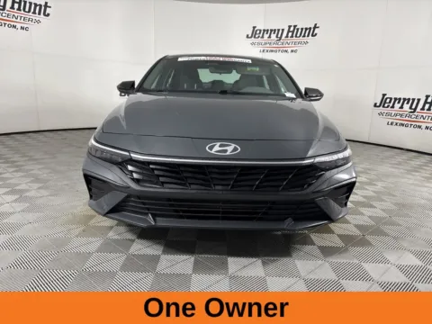 More photos of 2025 Hyundai Elantra SEL Sport at Jerry Hunt Supercenter - Lexington, NC