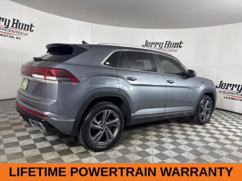 More photos of 2024 Volkswagen Atlas Cross Sport 2.0T SEL R-Line at Jerry Hunt Supercenter - Lexington, NC
