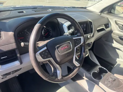 More photos of 2022 GMC Terrain SLT at Jerry Hunt Supercenter - Lexington, NC
