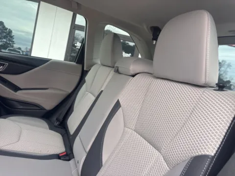More photos of 2023 Subaru Forester Premium at Jerry Hunt Supercenter - Lexington, NC
